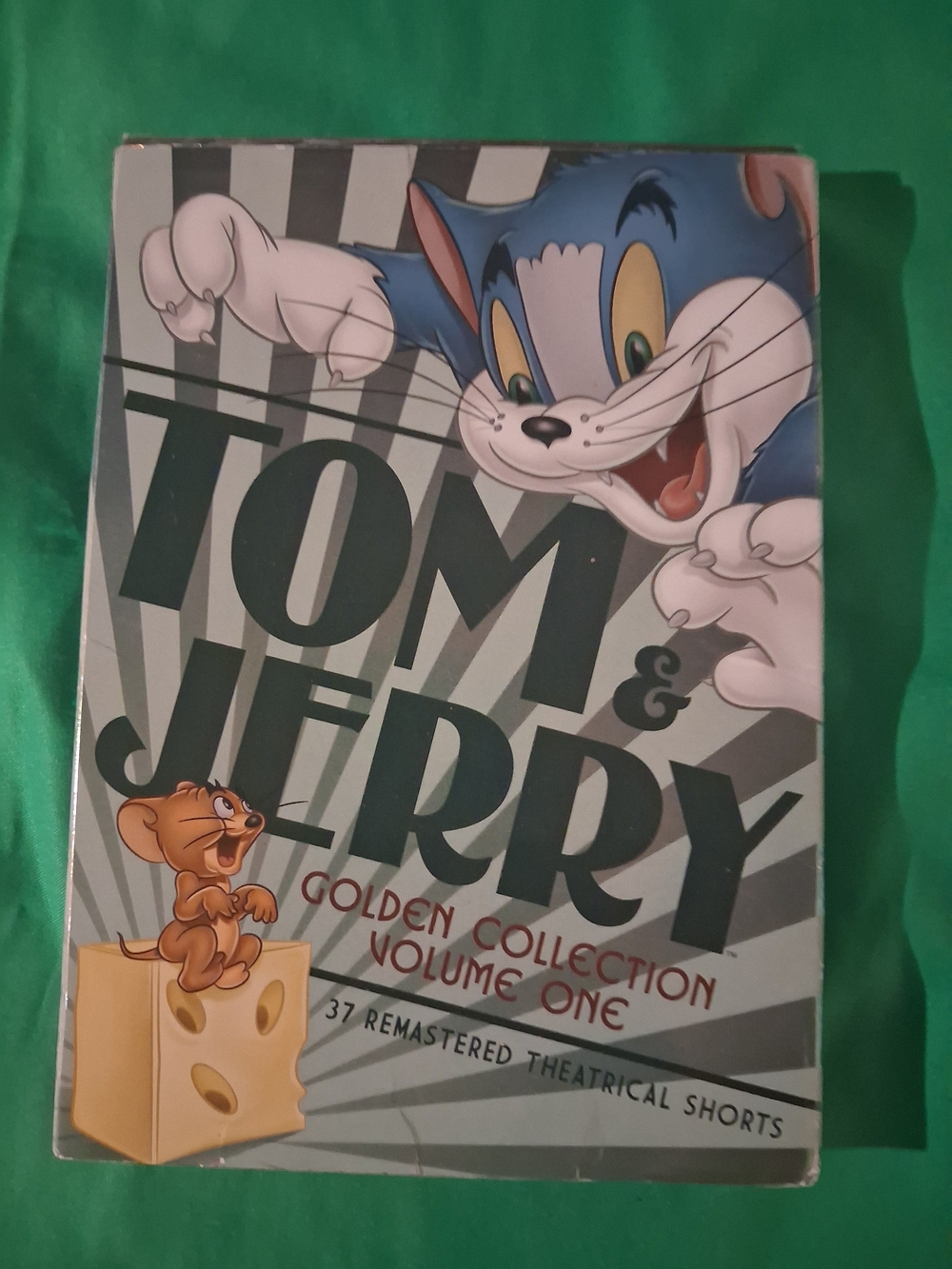 Warner Bros. Tom & Jerry Golden Collection Volume One – Blue, Green, Yellow